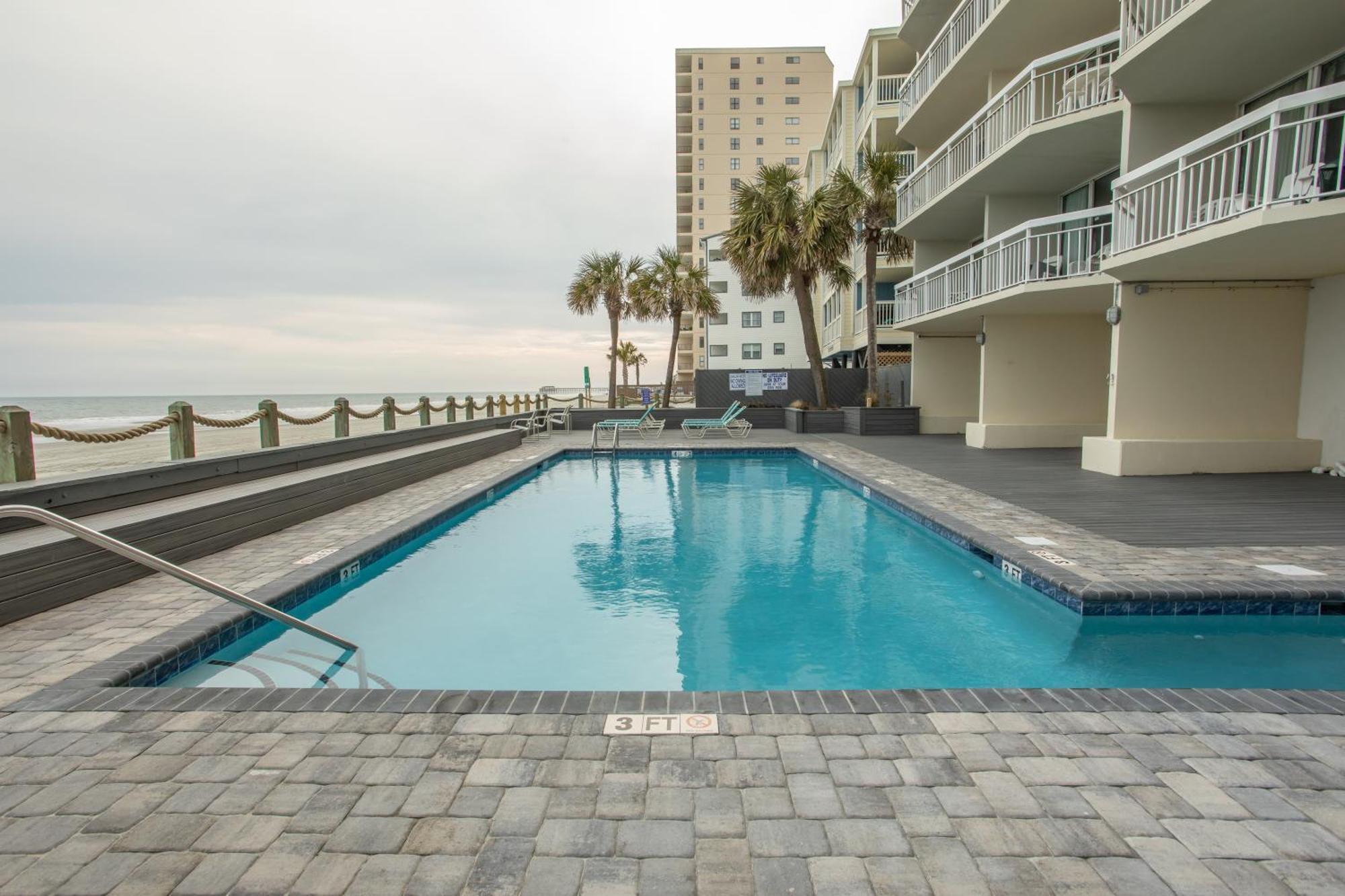 Aparthotel Waters Edge Garden City Exterior foto